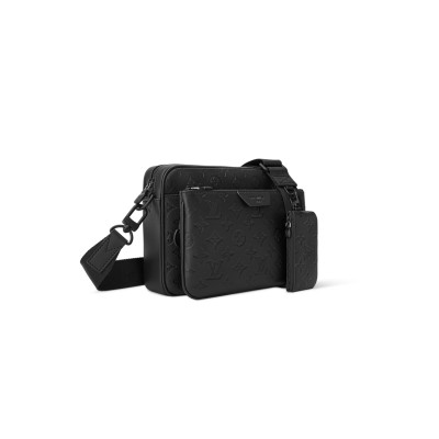 LOUIS VUITTON TRIO MESSENGER M26713 (25*18.5*7cm) 